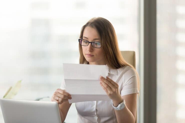 Psicólogo precisa emitir nota fiscal?